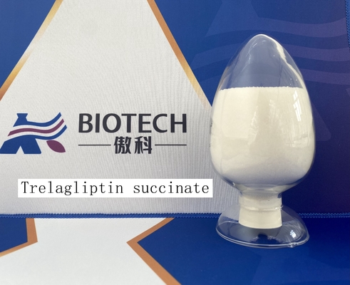 Trelagliptinsuccinate 1029877-94-8 Wit aan quasi Wit Kristallijn Poeder C22H26FN5O6
